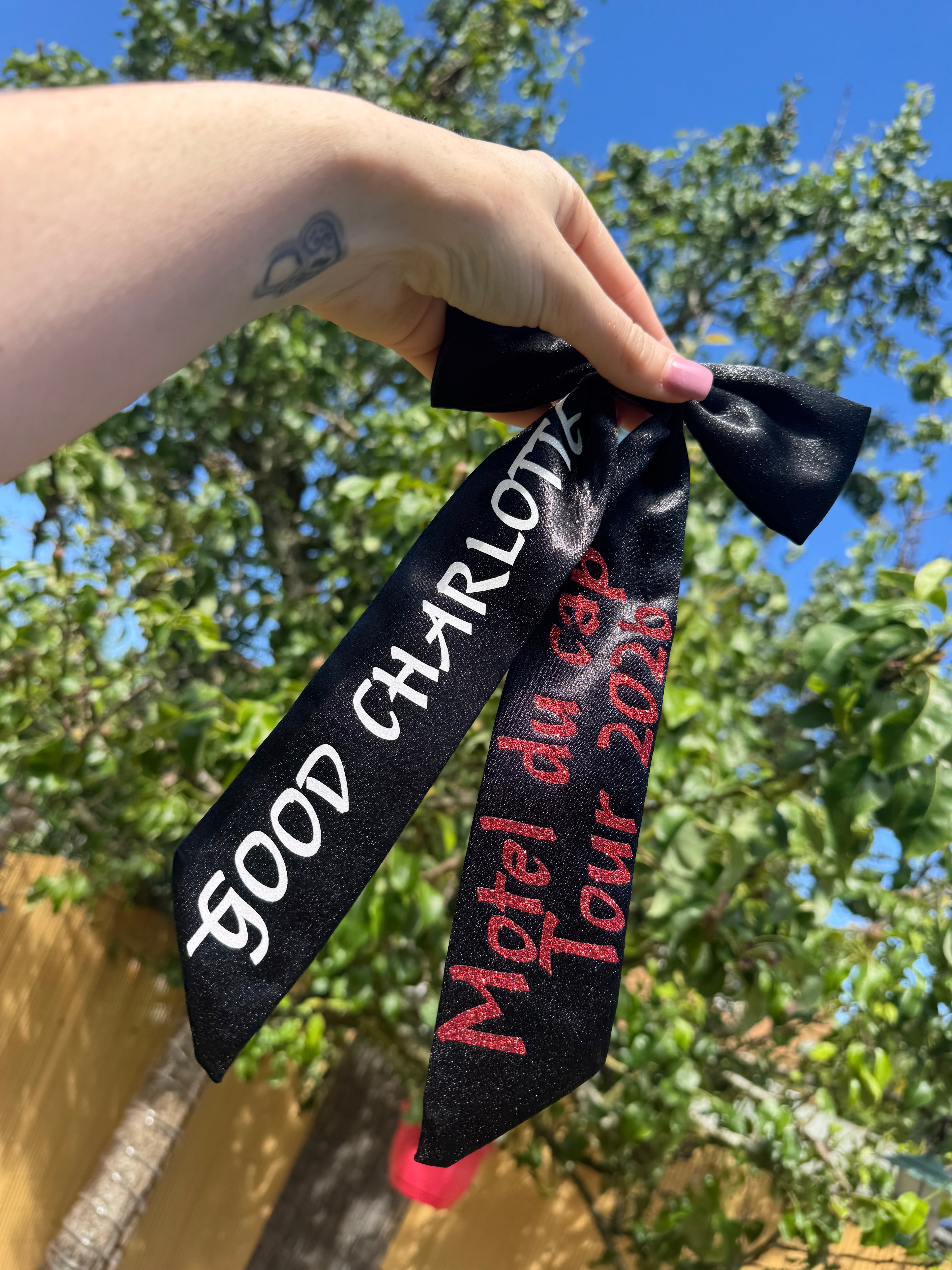 personalised bow